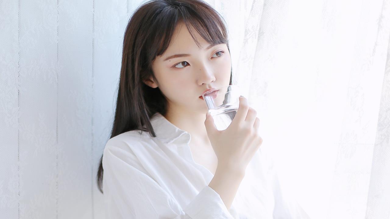 明日之后采麻吃，探索生存之道，品味独特美食